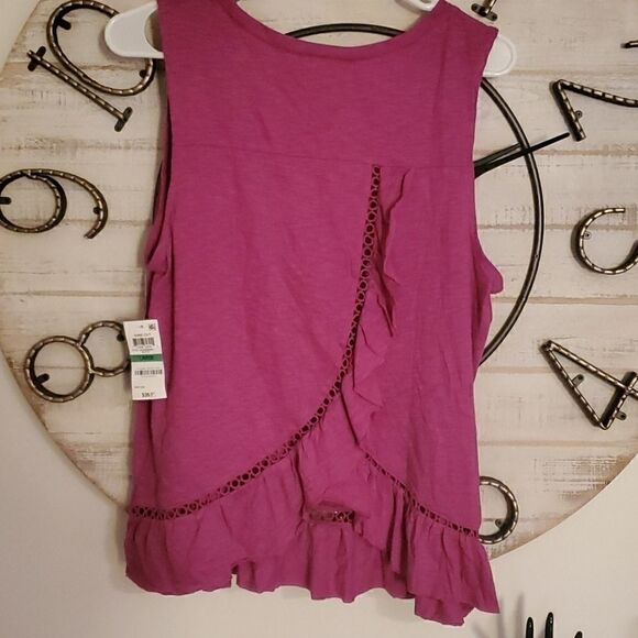 Ruffle back tank    - Picture 5 of 6